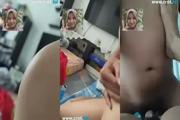 Ukhti Hijab Cantik Pasrah Goyang Kasur 2026